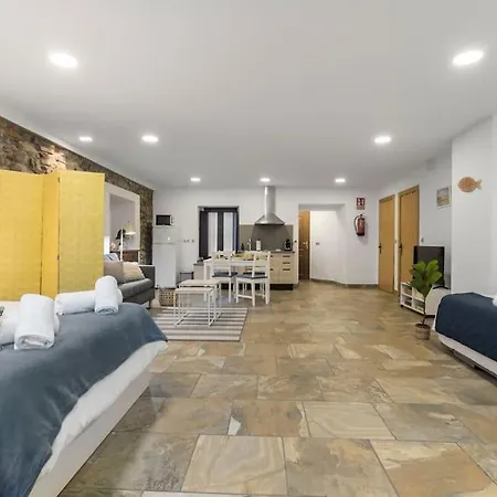 Loft Cimadevilla Vicaria Apartament *