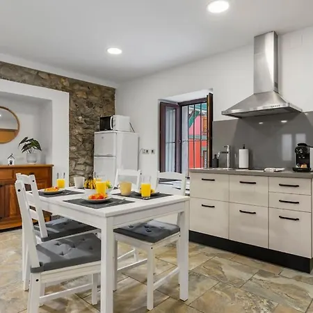 Apartment Loft Cimadevilla Vicaria Gijon