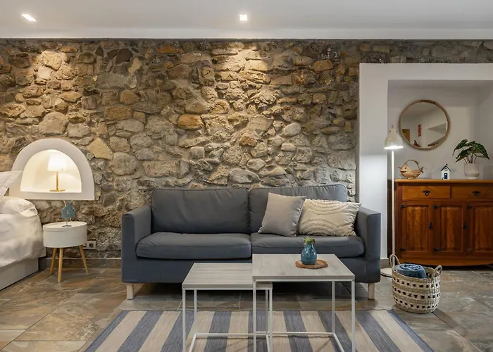 Loft Cimadevilla Vicaria Apartment